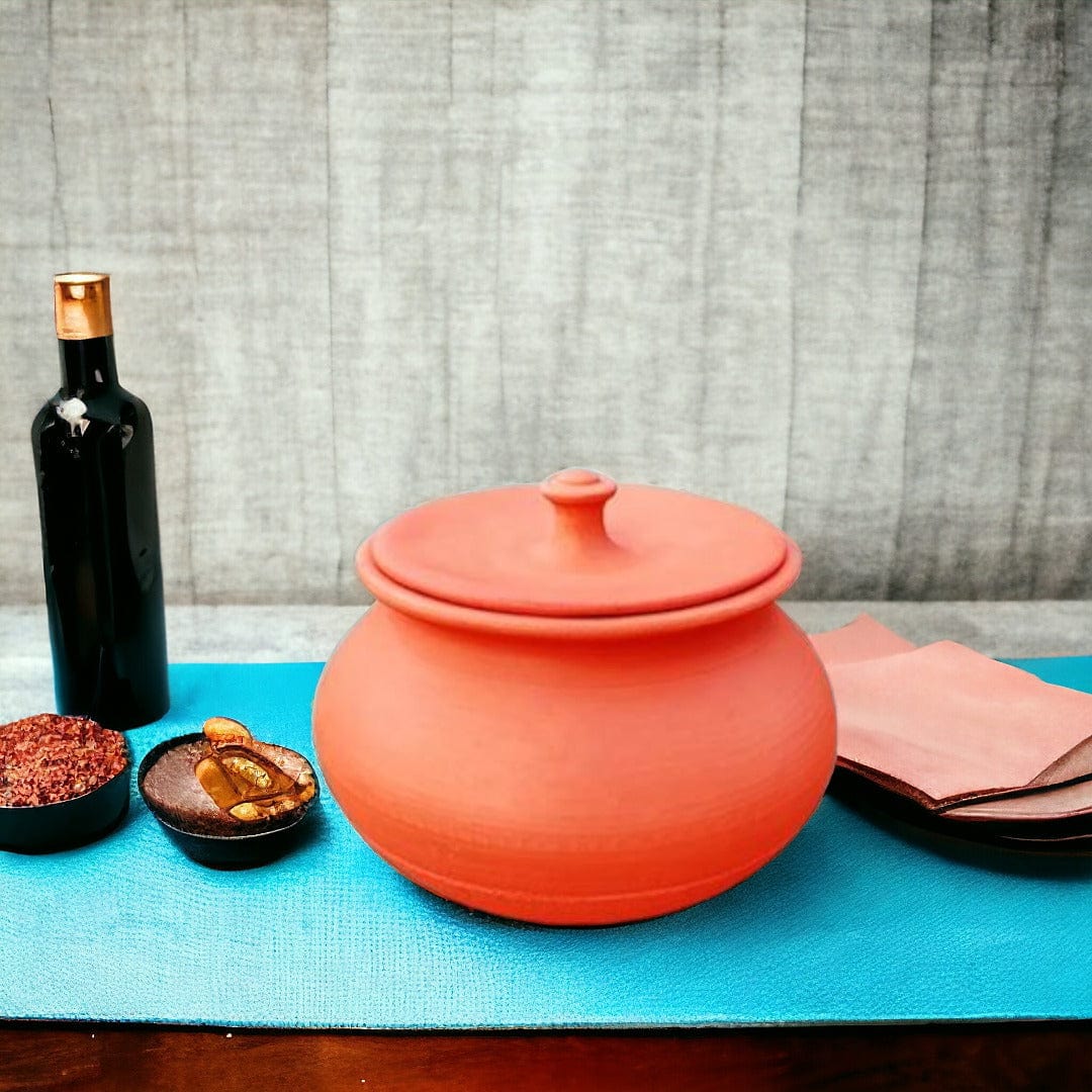 Tamas Handcrafte Natural Clay Handi (Brown)